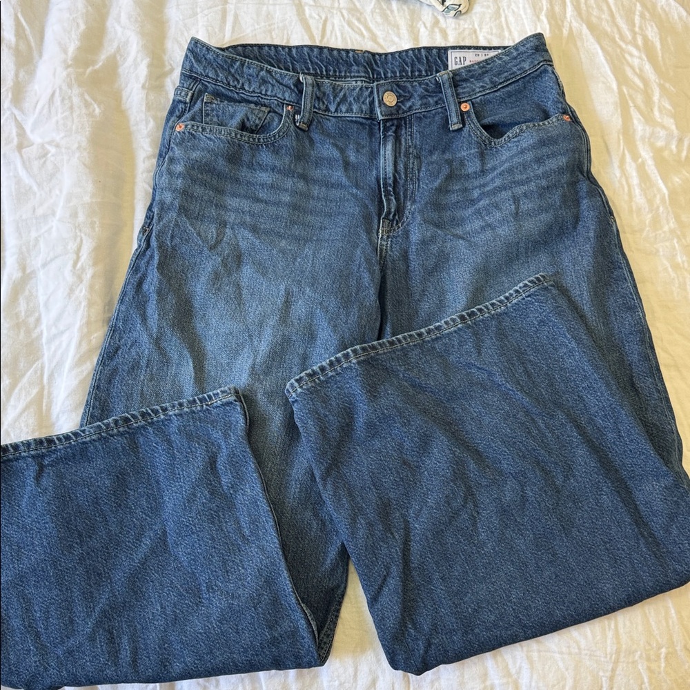 GAP Baggy Mid Rise jeans